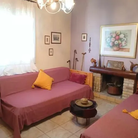 בית נופש A Sense Of Calm & Relaxation Velonádes